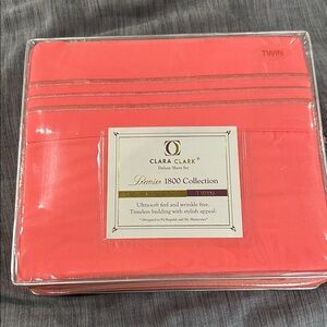 Clara Clark Premier 1800 Collection Twin Sheet Set - Coral